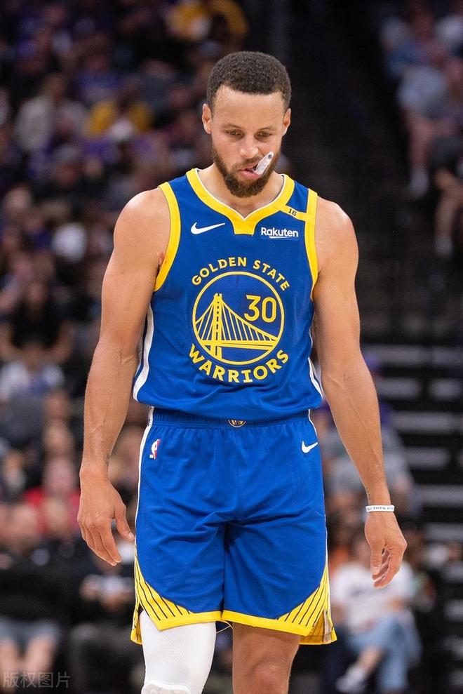 篮球明星选手受伤退赛，引发热议