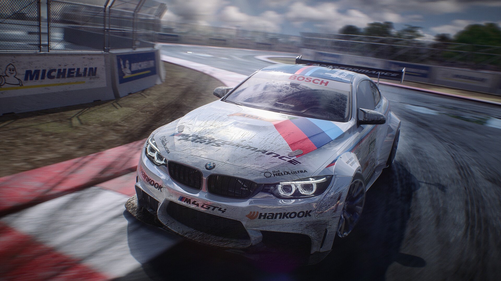 足球双星辉映，洪都拉斯关键战突围尤文，姆巴佩英超争冠接管比赛