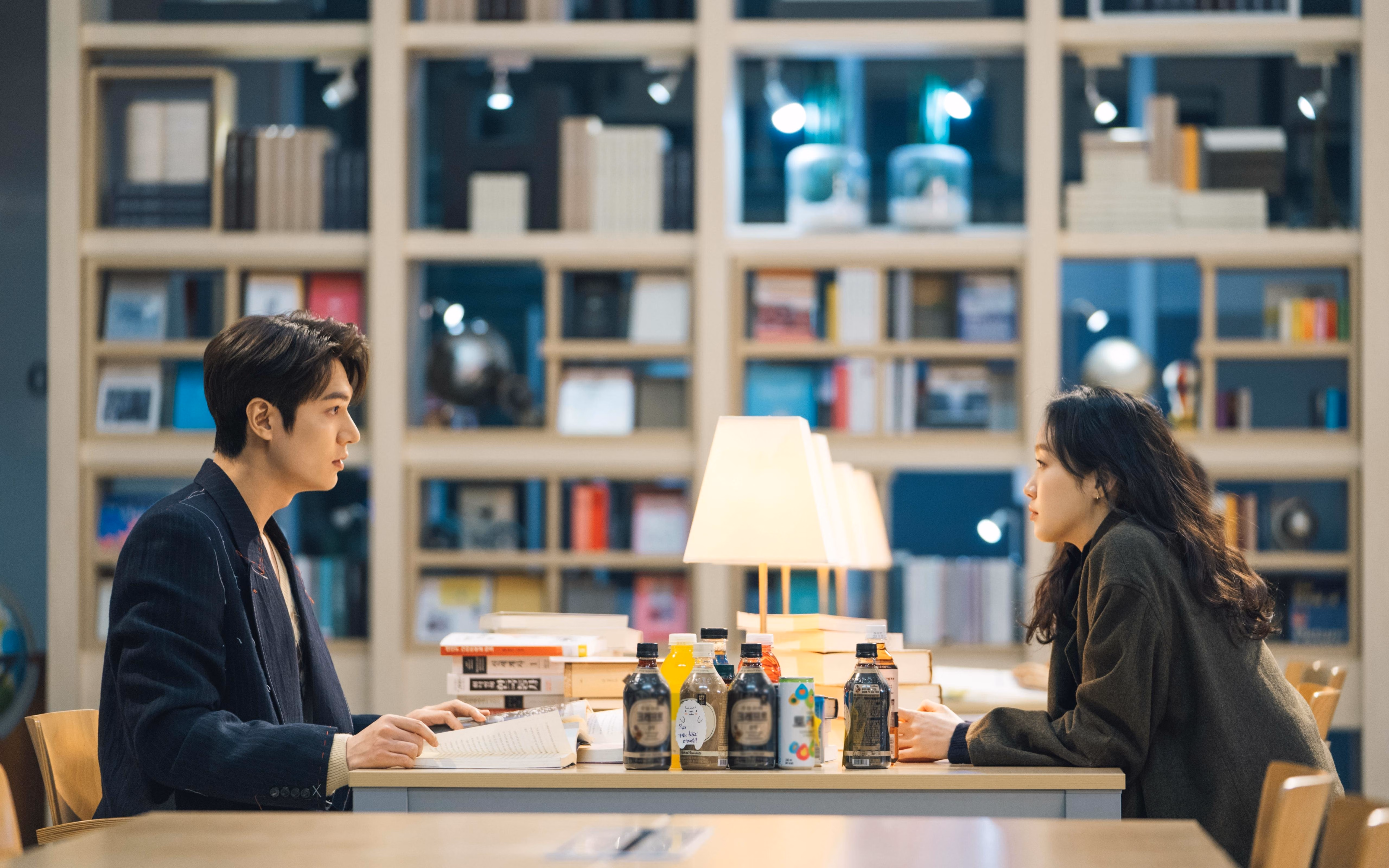 亚平宁上的北境对决，波兰铁骑如何在意甲焦点战中碾过荷兰郁金香